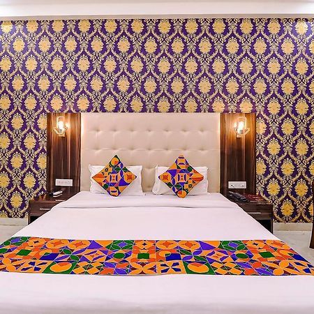 Fabhotel Swess Grand Агра Екстер'єр фото