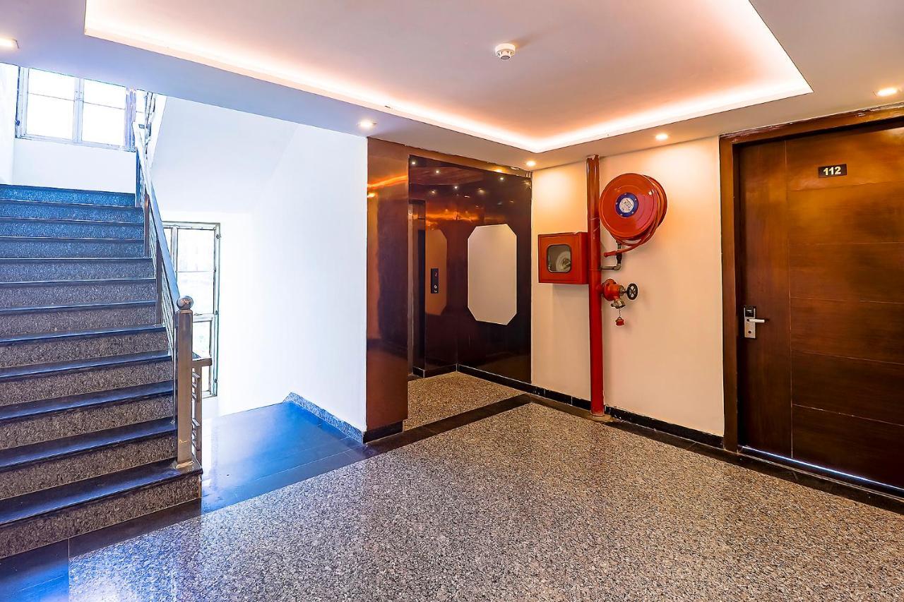Fabhotel Swess Grand Агра Екстер'єр фото