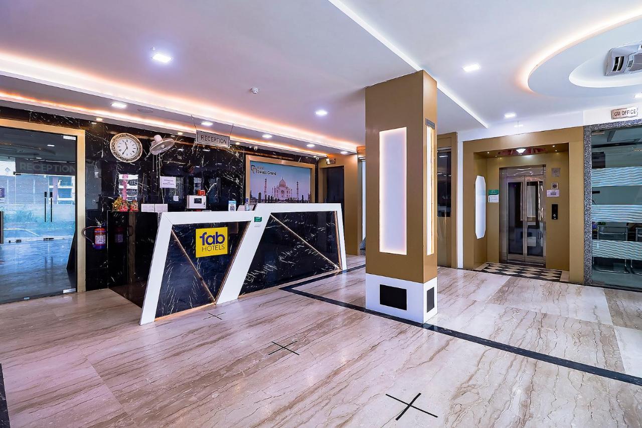Fabhotel Swess Grand Агра Екстер'єр фото