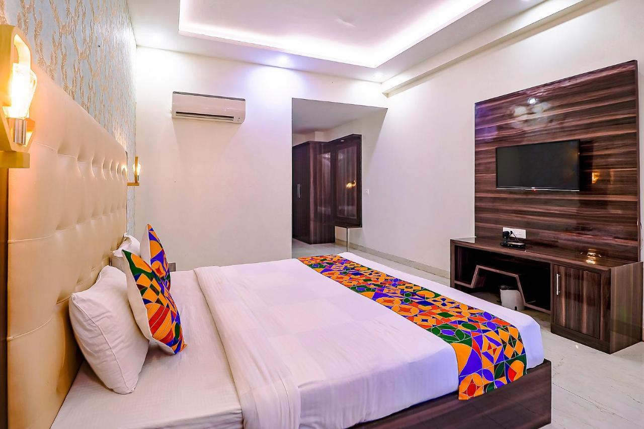 Fabhotel Swess Grand Агра Екстер'єр фото
