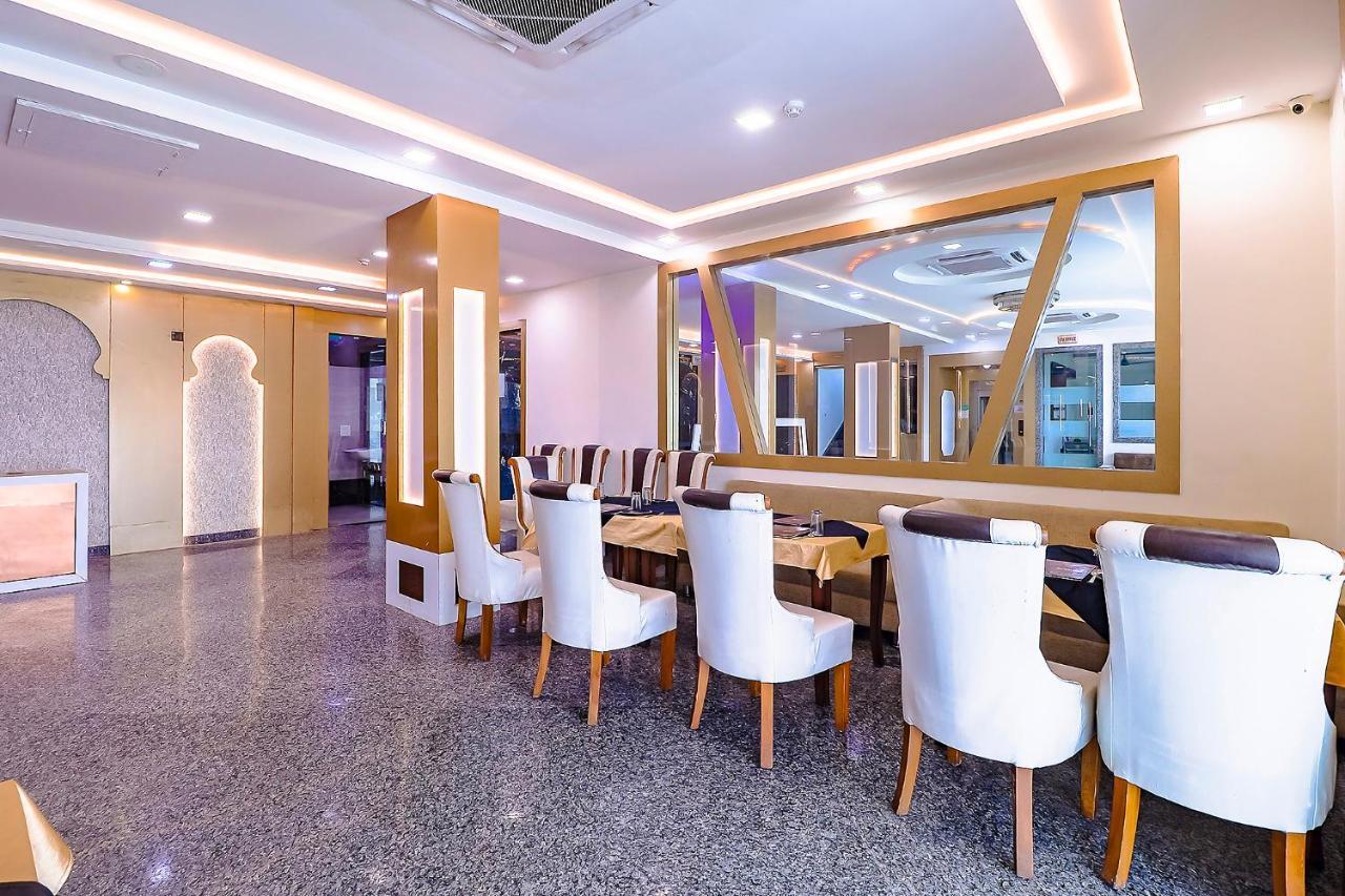 Fabhotel Swess Grand Агра Екстер'єр фото
