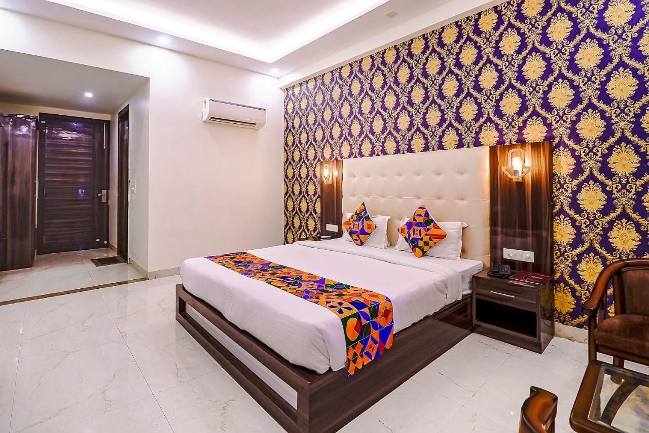 Fabhotel Swess Grand Агра Екстер'єр фото